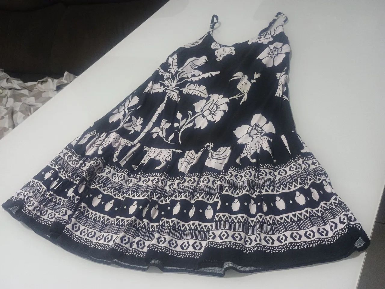 Lindo vestido em perfeito estado 