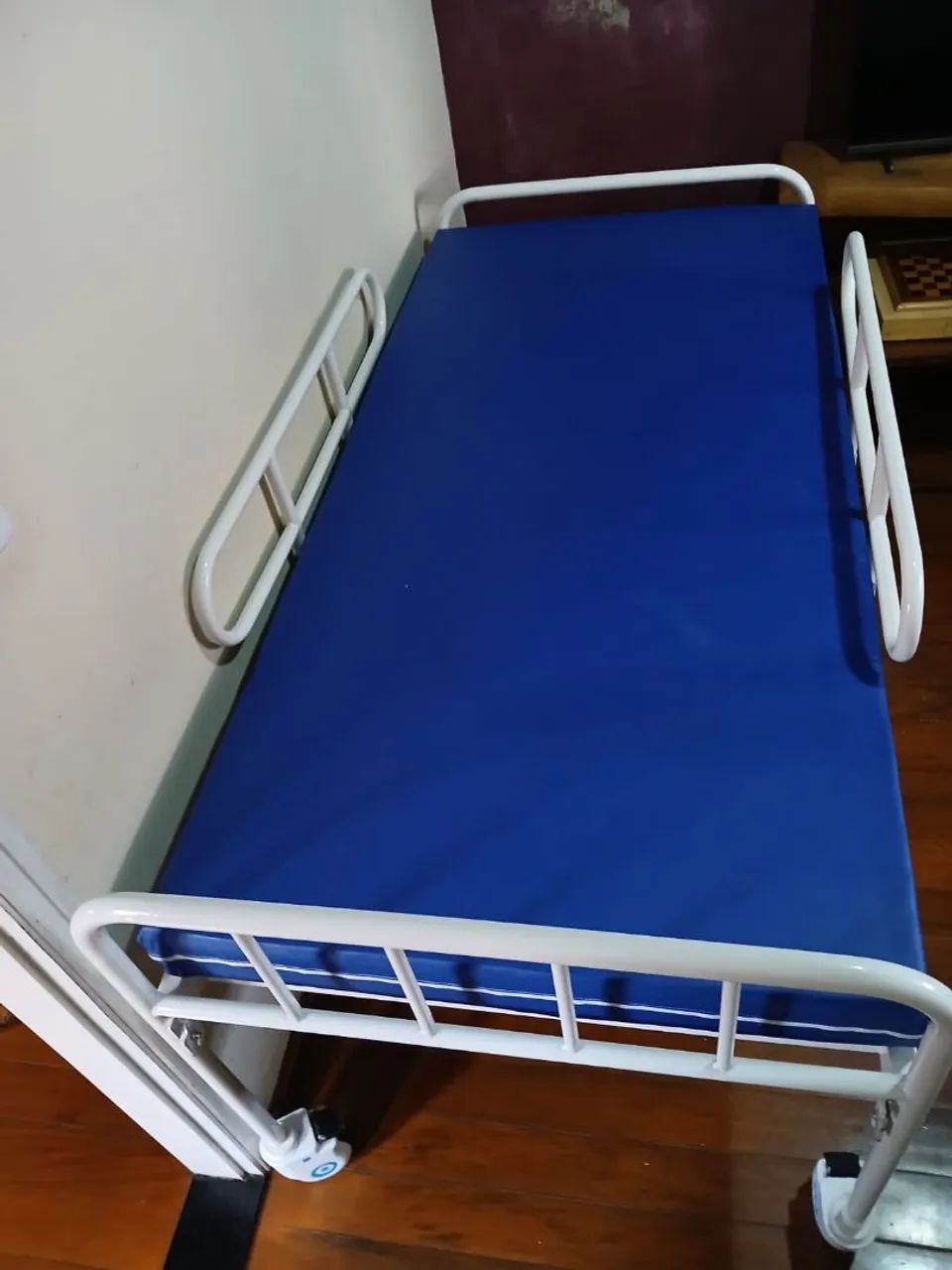 Cama hospitalar (sem colchão) - Foto 3