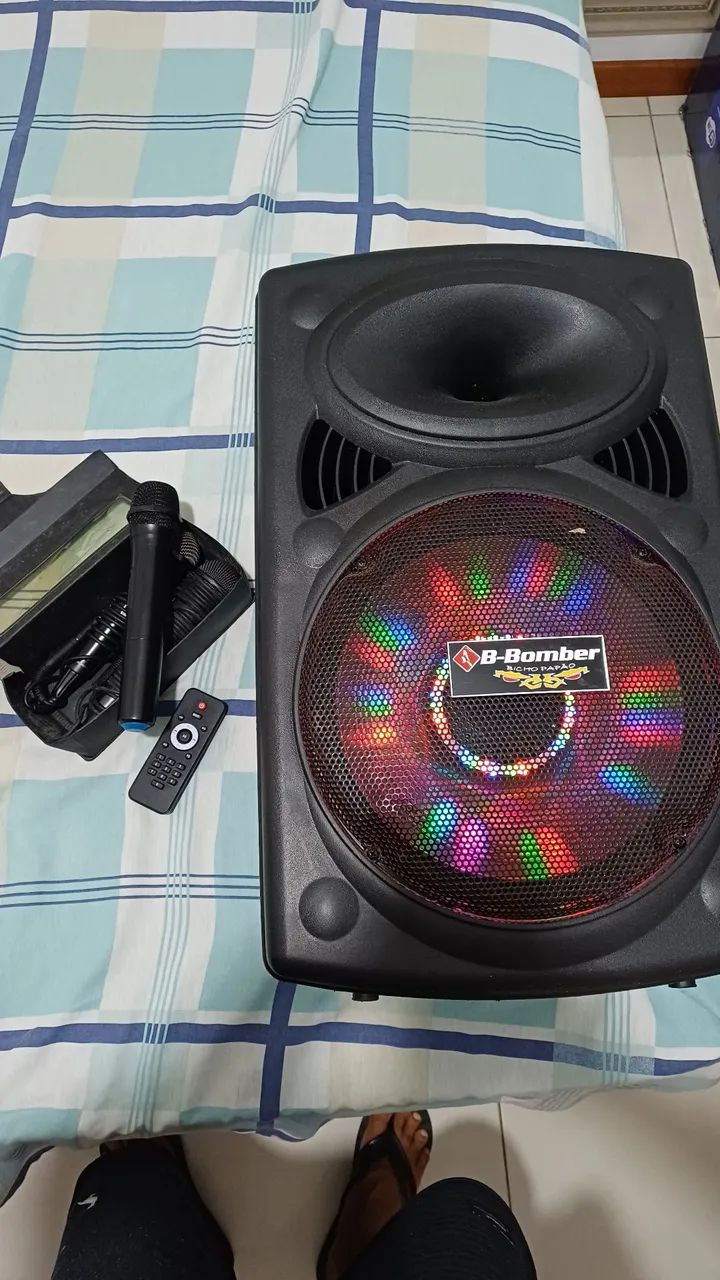 Caixa de som potente com microfones. Top!!!!! - Foto 4