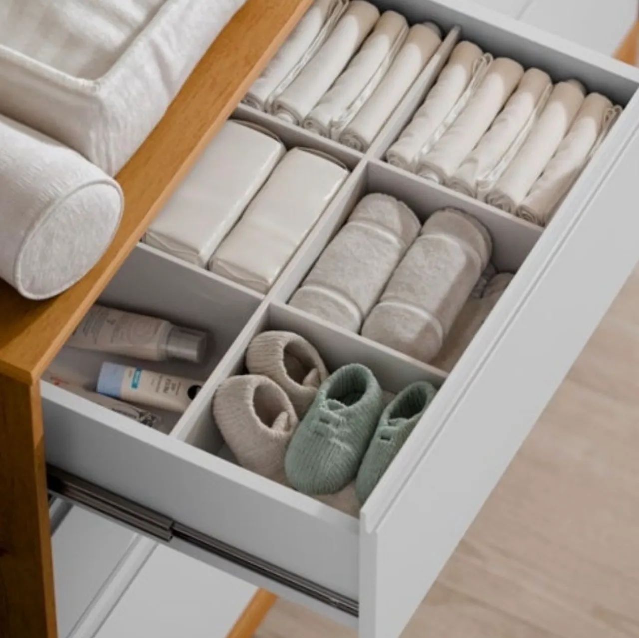 Quarto de bebê matic , berço 3 em 1 e cômoda  - Foto 5