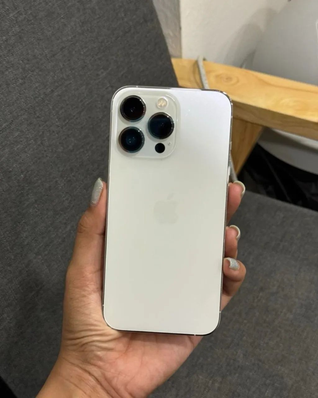 iPhone 13 Pro 256 gb Branco semi novo