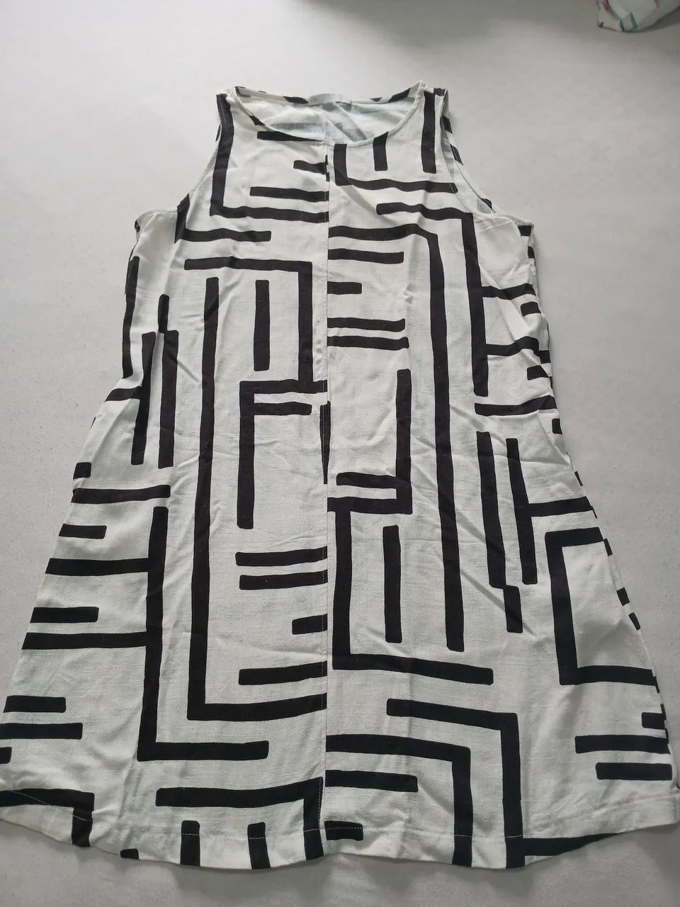 2 vestidos tam G - Foto 2