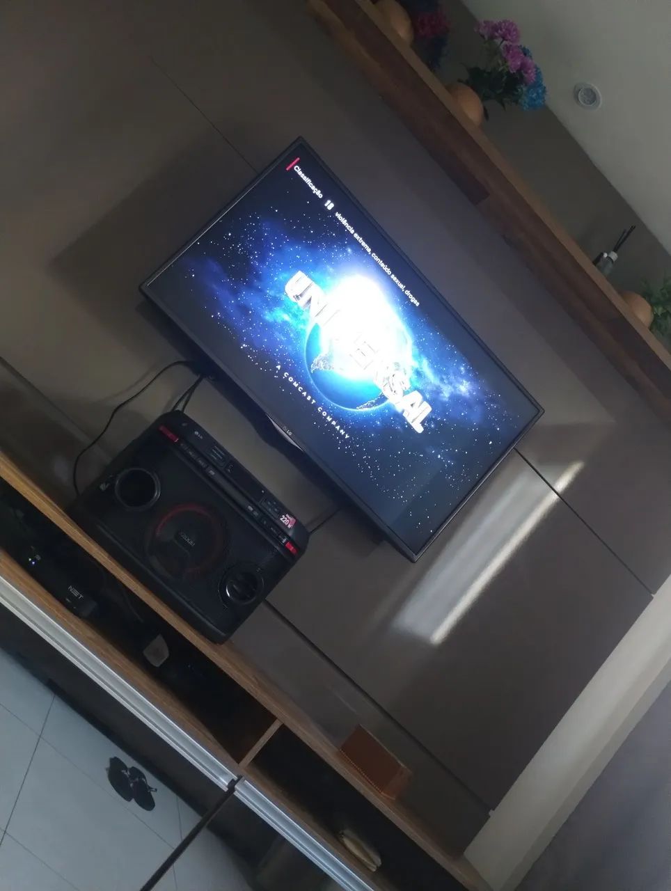 LG 42LA6204 