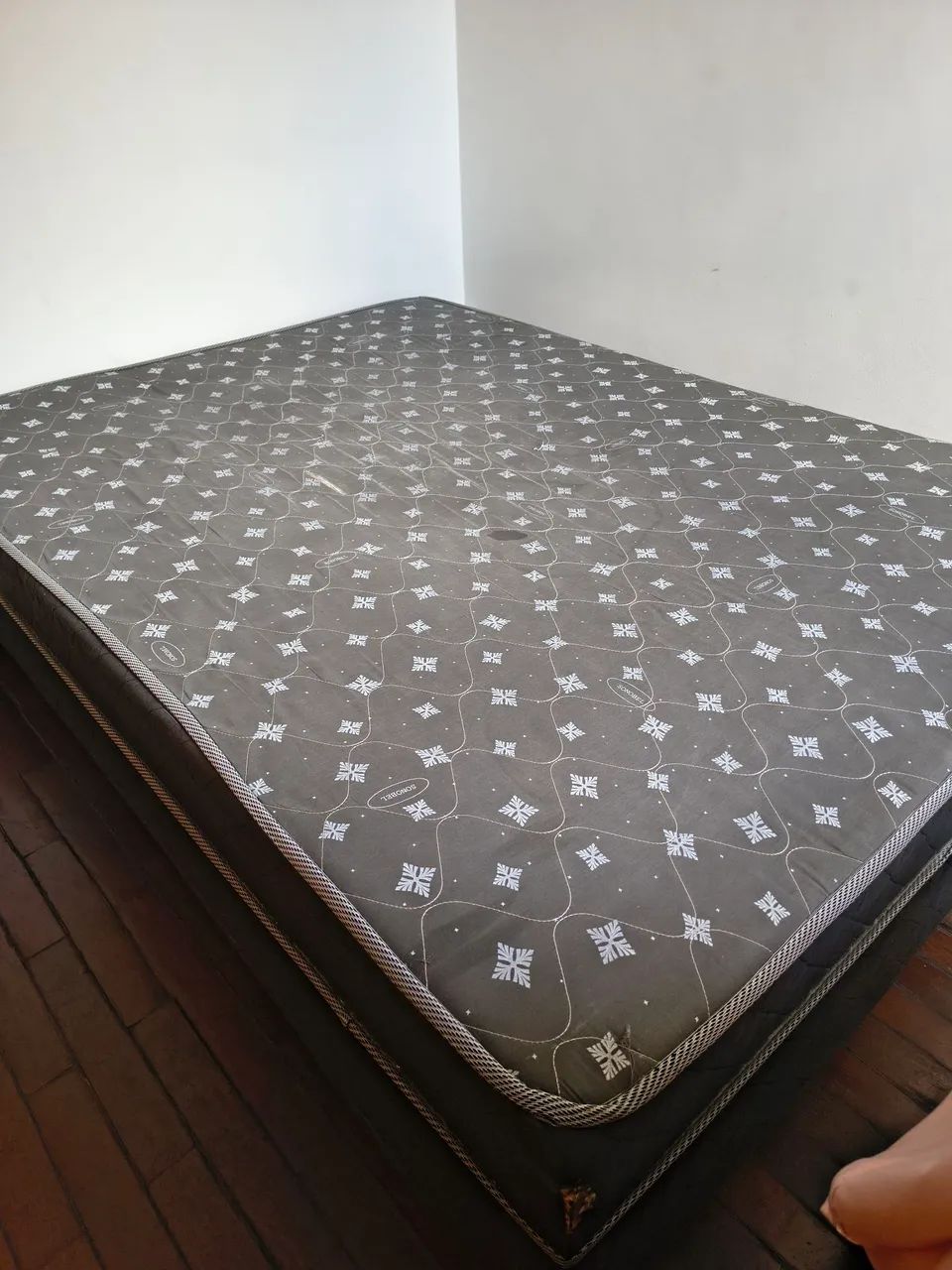 Vende-se cama box - casal - Foto 3