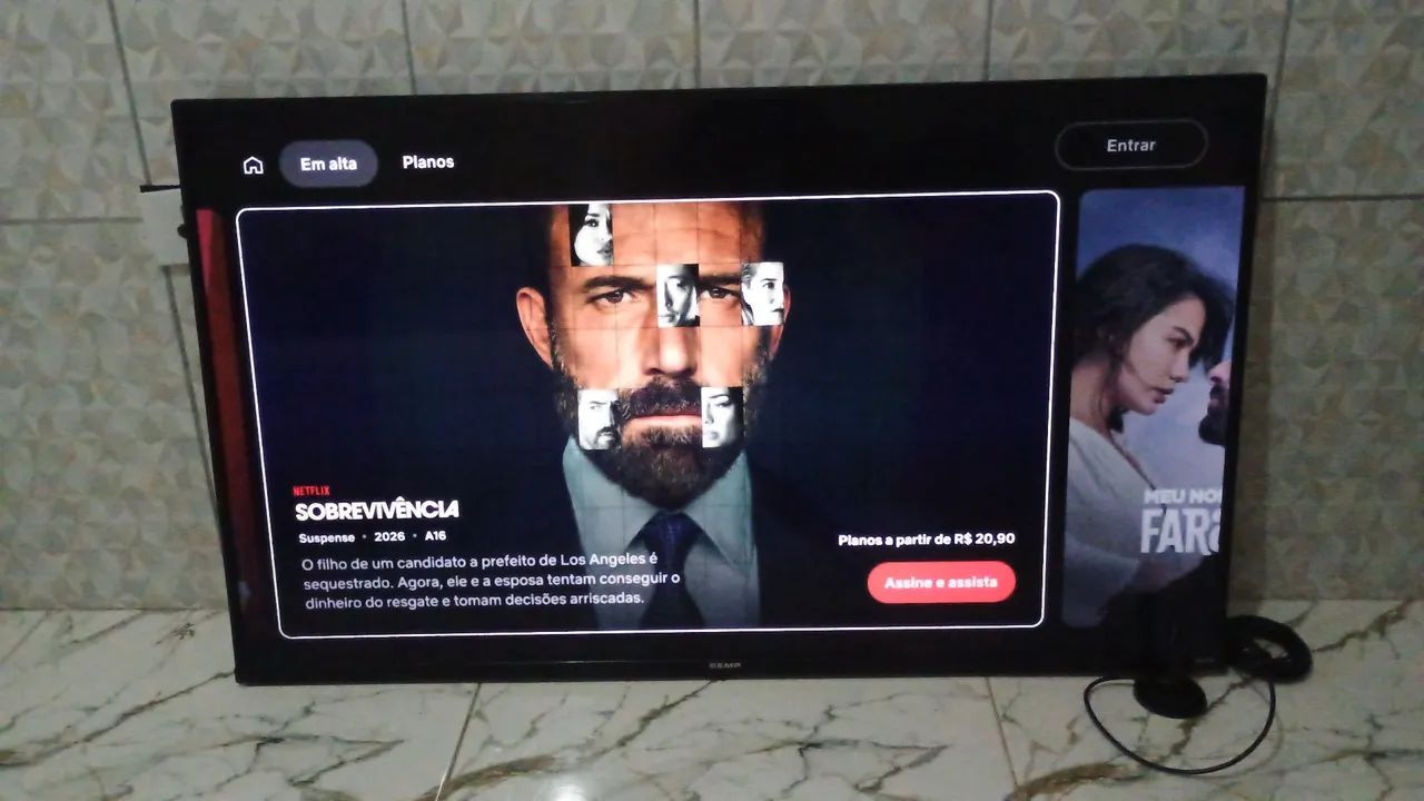 Tv Semp 50 polegadas smart 4k roku tv  - Foto 3
