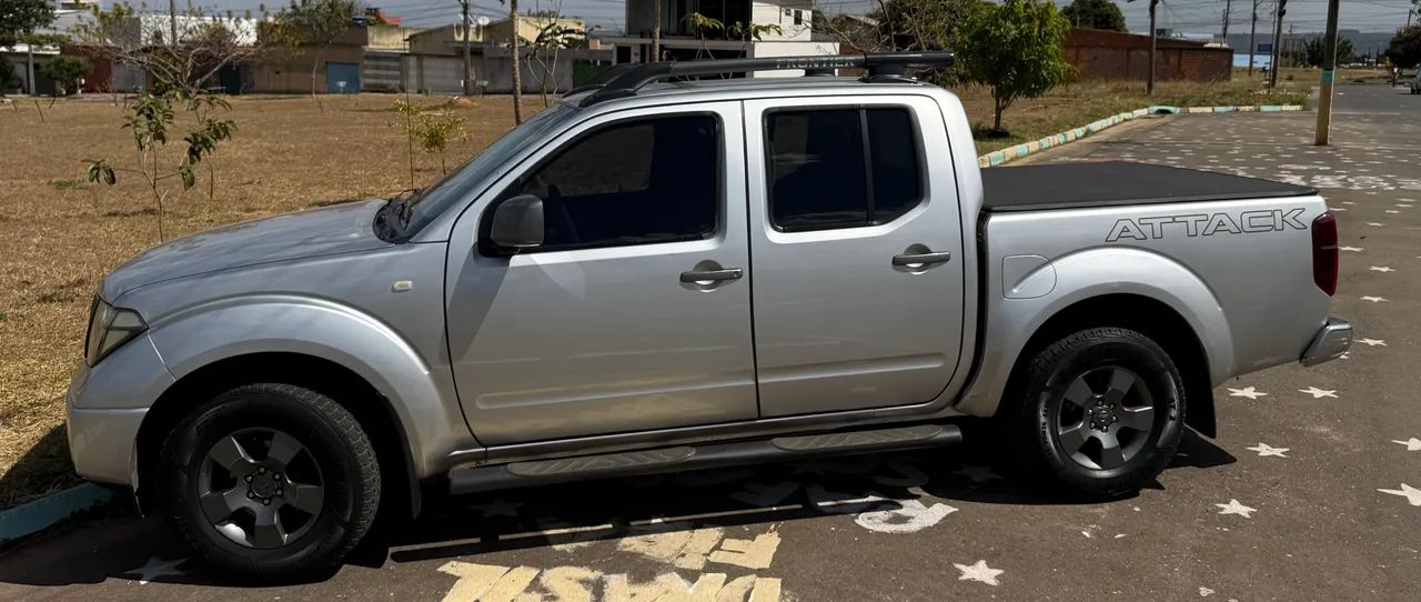 Nissan Frontier Frontier SE ATTACK CD 4x4 2.5 TB Diesel 2012