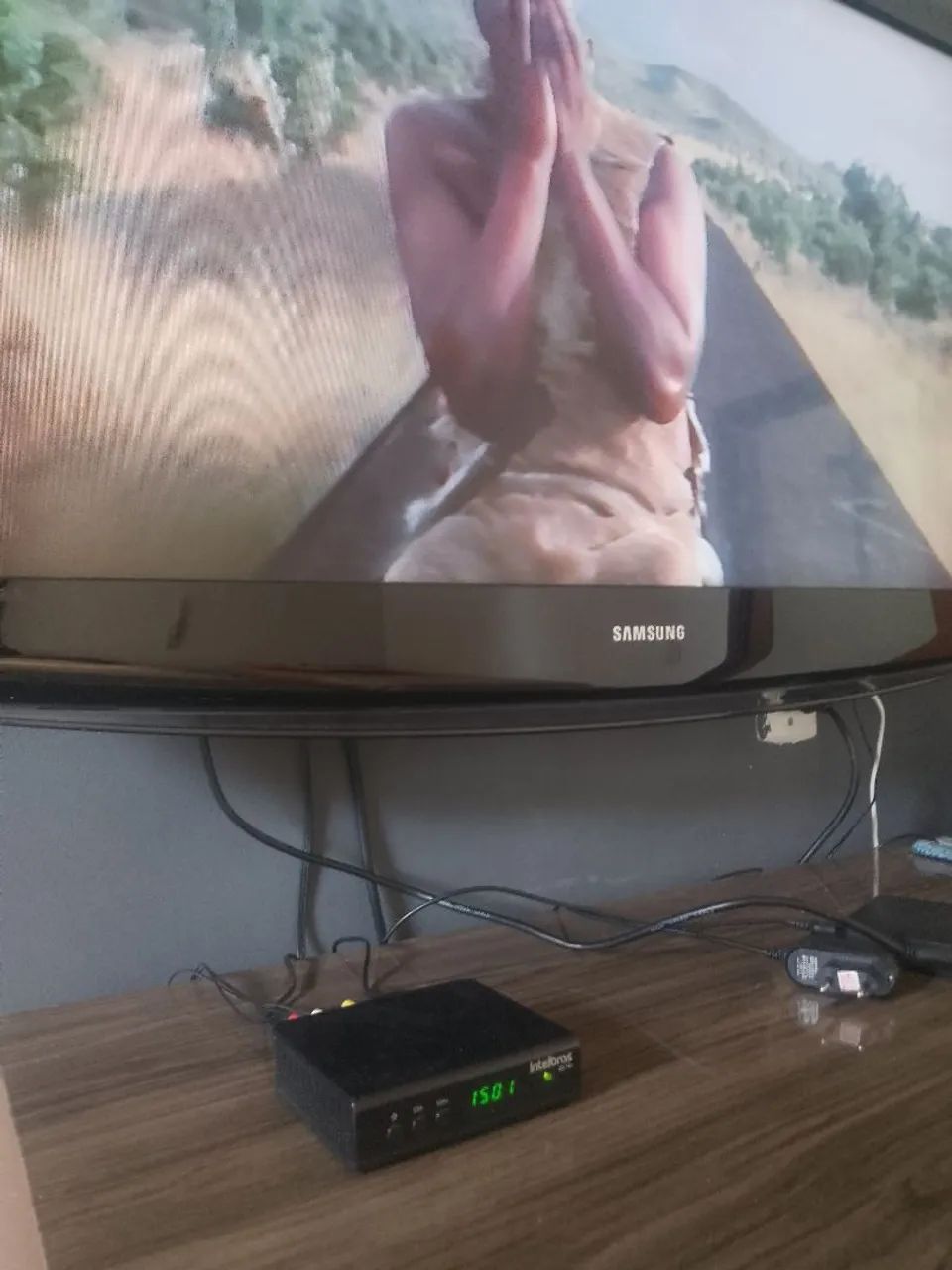 Televisão Samsung 40 Polegadas. LEIA o Anúncio! - Foto 4