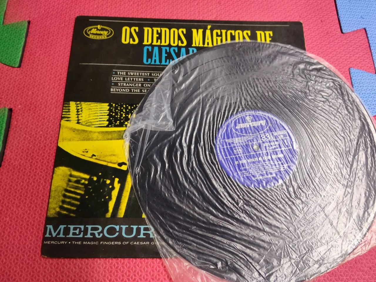 LP os dedos mágicos de Caesar giovannini - Foto 3