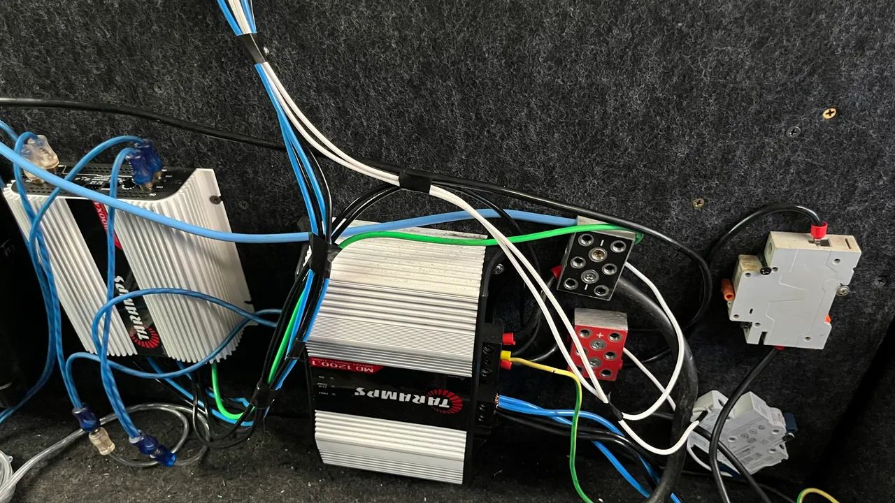 Caixa de som automotiva 2000W rms - Foto 3