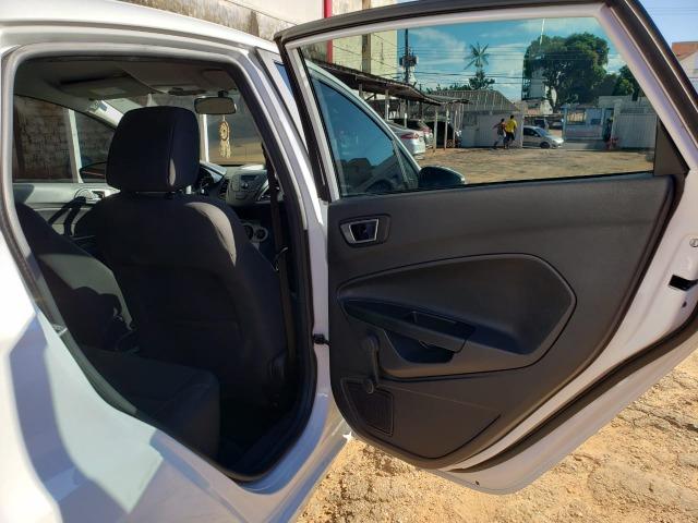 '' Lindo Ford Fiesta 1.5 Flex 2014/2015, completo '' - Foto 5