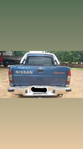 Nissan Frontier - Foto 4