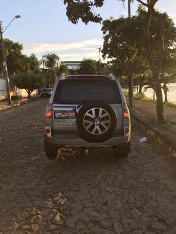 Pajero TR4 2012 4x4 automática Blindada Nível IIIA - Foto 11