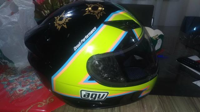 Capacete agv