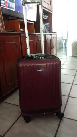 Mala de bordo