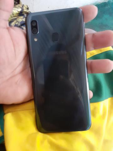 Vendo A30 novo ou troco por tv esmart 40plgd