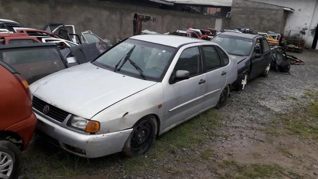VW Polo Classic 99/00 Sucata em peças e acessórios
