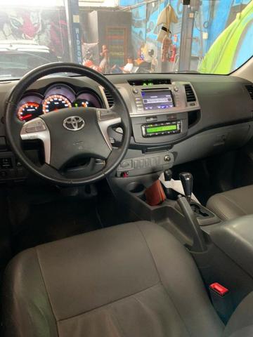 Hilux Caminhonete - Foto 4