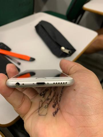 IPhone 6s 16GB (Prata) - Foto 3