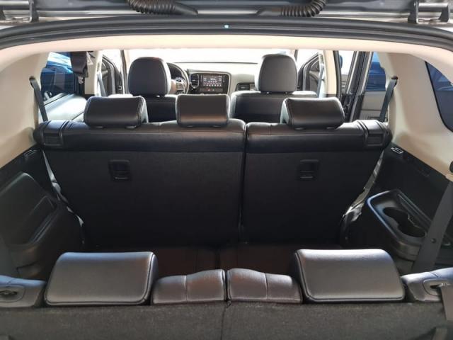 MITSUBISHI OUTLANDER 2.0 COMFORT 7 LUGARES AUT - Foto 13