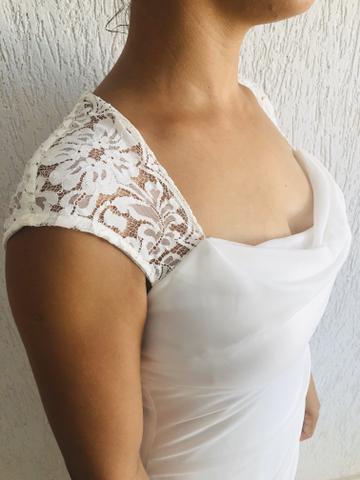 Vendo vestido branco longo. Usado uma vez. Social.