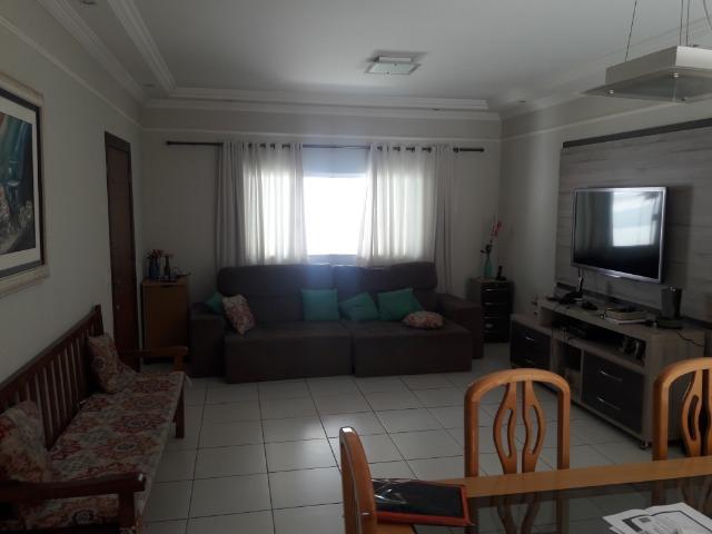 Linda Casa no Jardim Patrícia - 3 Quartos Suíte com Tamanho Diferenciado