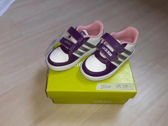 Tênis infantis Adidas Originais NOVOS