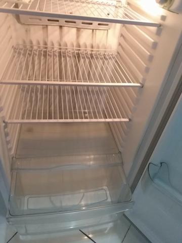 Refrigerador Consul Biplex 334 Litros - 127V - Usado - Foto 4