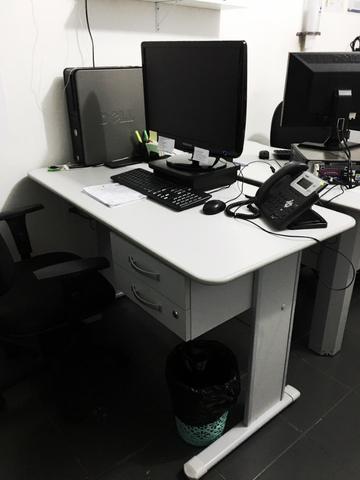 Duas Mesas para Escritório 120cmx60cm Cinza - Foto 2