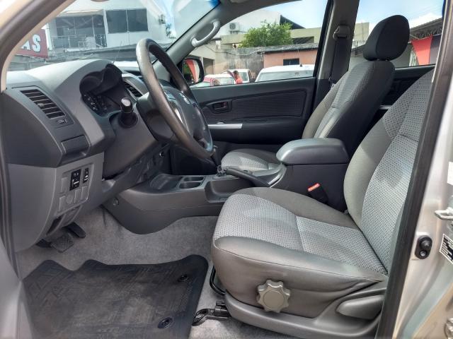 TOYOTA HILUX 2013/2013 2.7 SR 4X2 CD 16V FLEX 4P AUTOMÁTICO - Foto 4