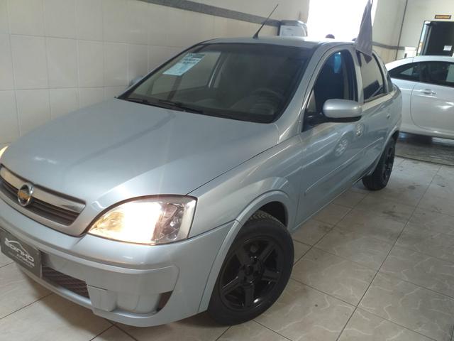 Corsa sedan 1.4 premium o mais Novo de Aracaju ideal para uber