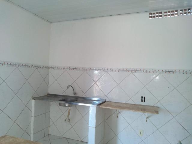 Casa com 02 qts, a 20 metros da Av Liberdade- Toto - Foto 5