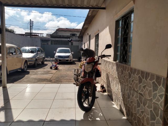 Qnn 21 lote 250m² com 2 casas para Investidores - Foto 3