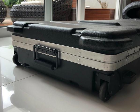 Yamaha Motif XS8 com case ótimo estado - Foto 6