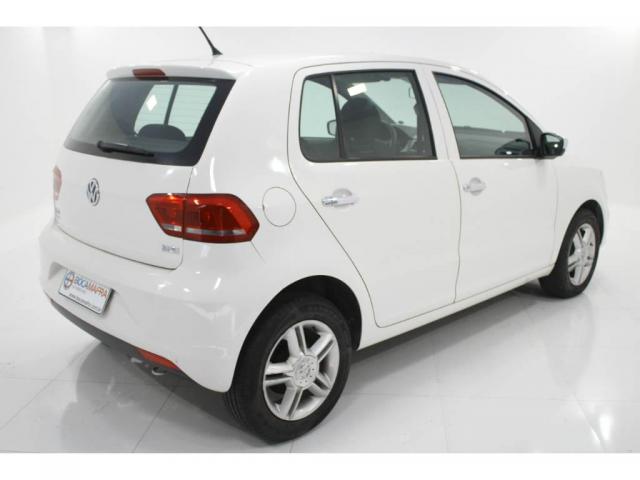 Volkswagen Fox TRENDLINE 1.6 COMP 4P FLEX - Foto 3