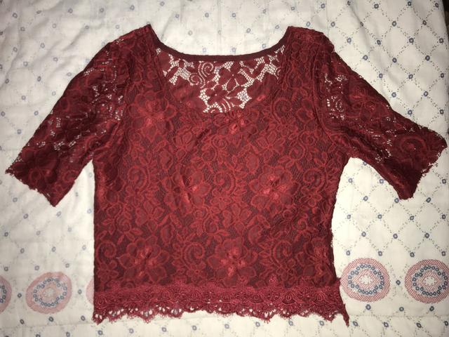 Short saia e Blusa de renda