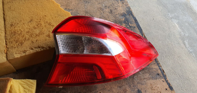 Lanterna do ford ka sedan