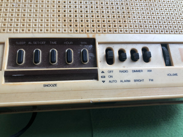 Rádio e telefone relíquia - Foto 5