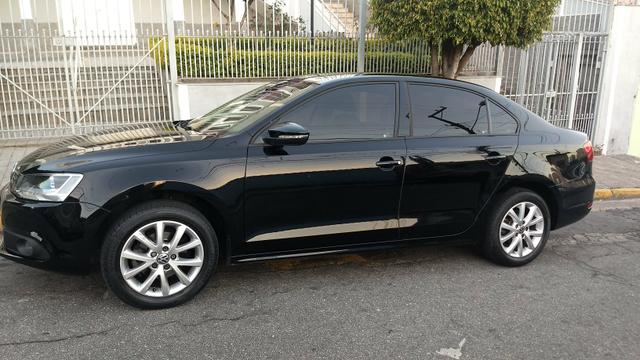 Jetta 2011 completo