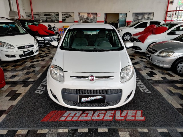 Fiat Palio atractive 1.4 Completo Ano 2014 com gnv ! - Foto 6