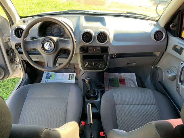 Vendo ou troco gol 1.0 2 Portas 2013 completo - Foto 7