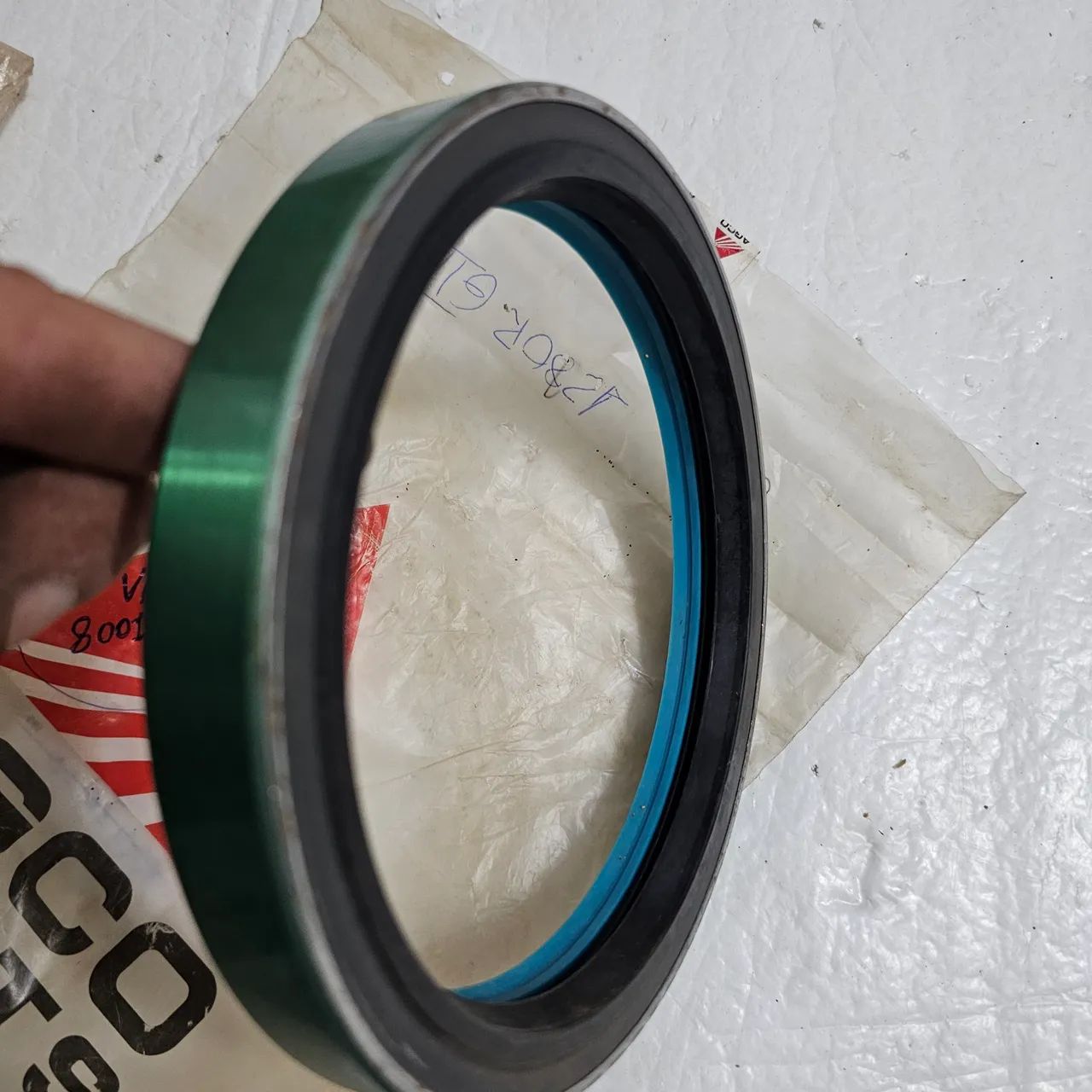 Trator valtra retentor cubo de roda novo original * - Foto 5