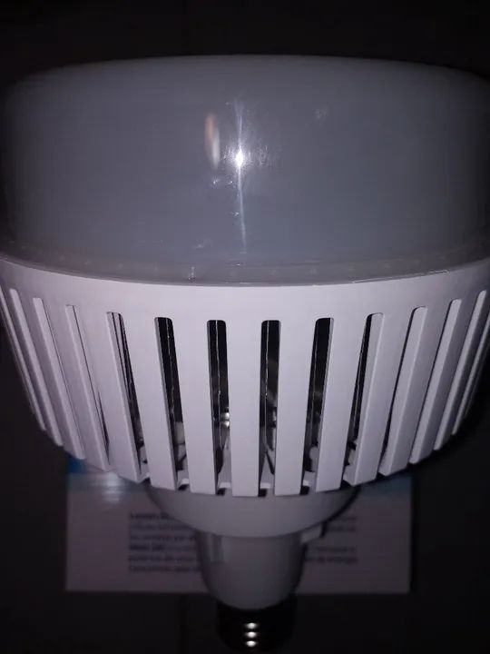 (Lâmpada LED 150W Bivolt 6500K  Base E40 ) - Foto 2