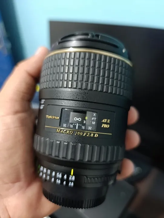 Lente Tokina AT-X PRO 100mm f/2.8 Macro NIKONpara Câmeras DSLR