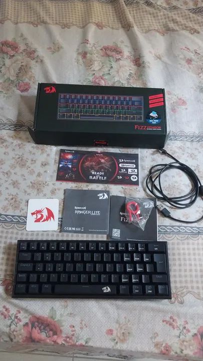 Teclado Gamer Redragon Fizz Rainbow - Seminovo