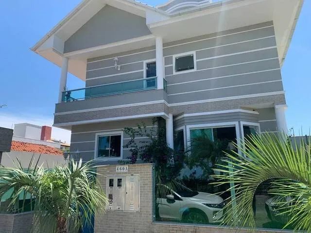 3 casas geminadas à venda em Jurerê