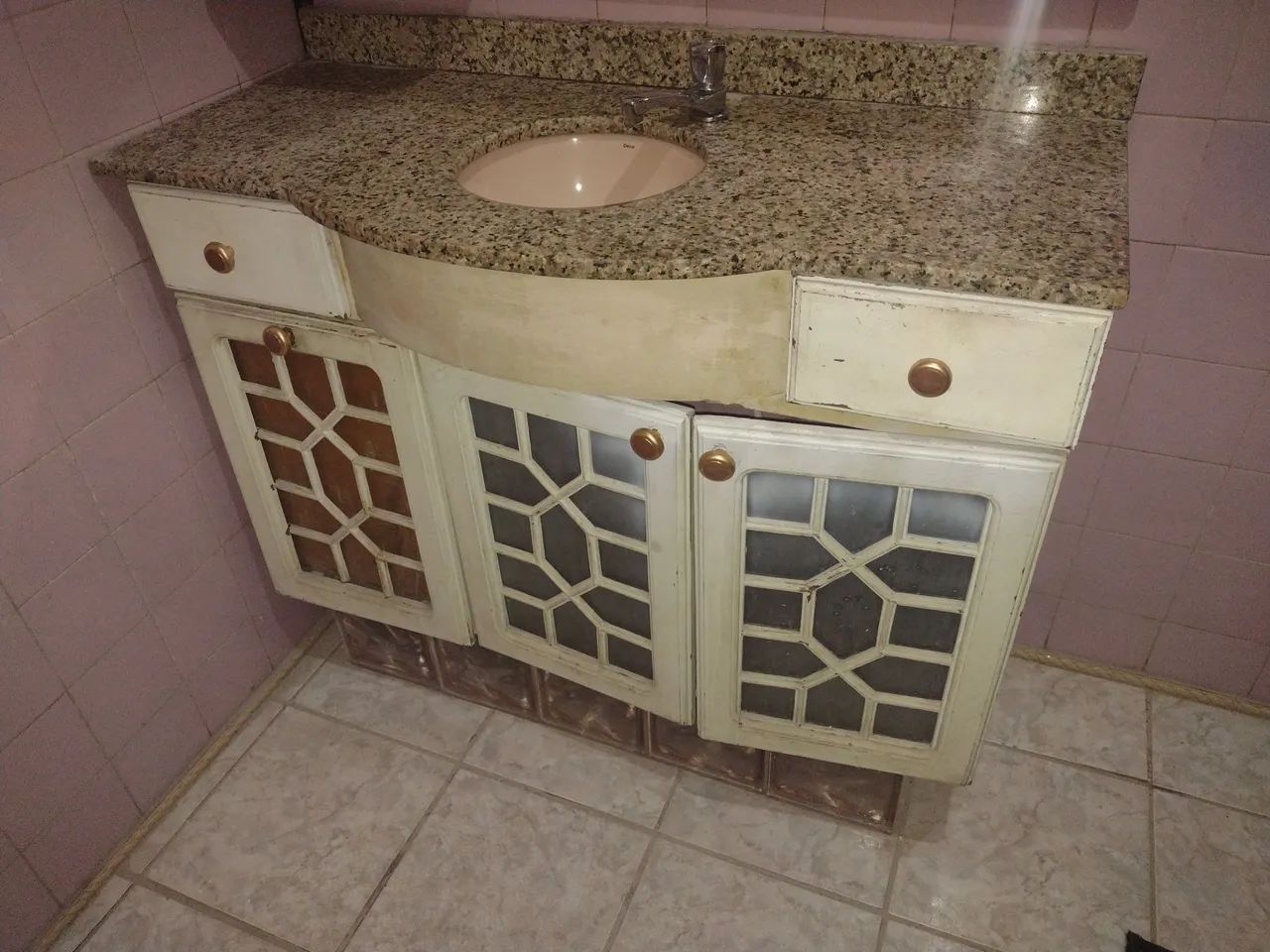 Armario de banheiro completo. Líquida essa semana. - Foto 3