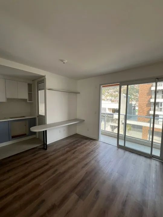 Apartamento novo no Centro de Florianópolis!
