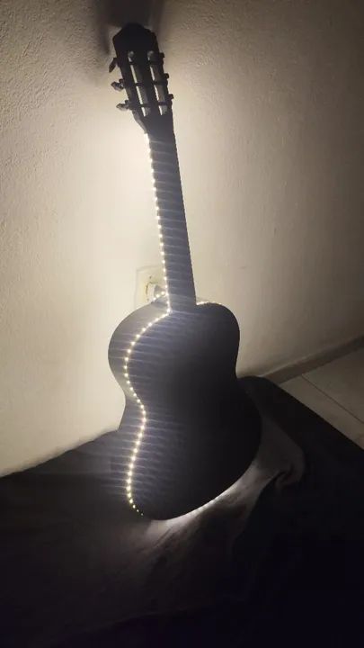 Guitarra iluminaria (com Fita de LED) - Foto 3