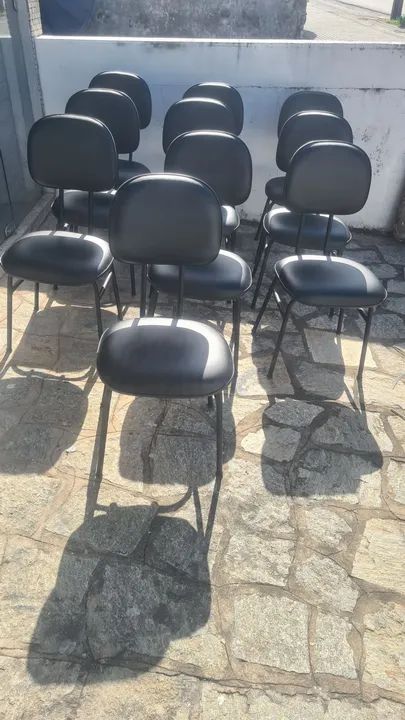 Cadeira fixa estofada escritório 
