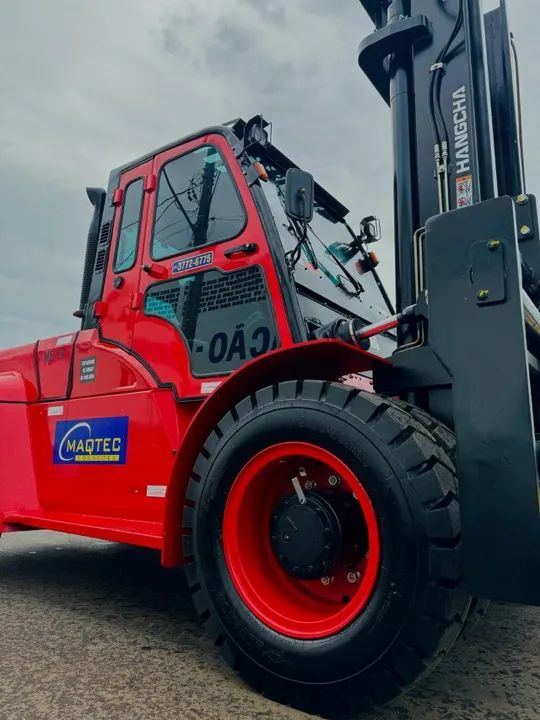 Locação de Empilhadeira 10.0T diesel - Foto 3